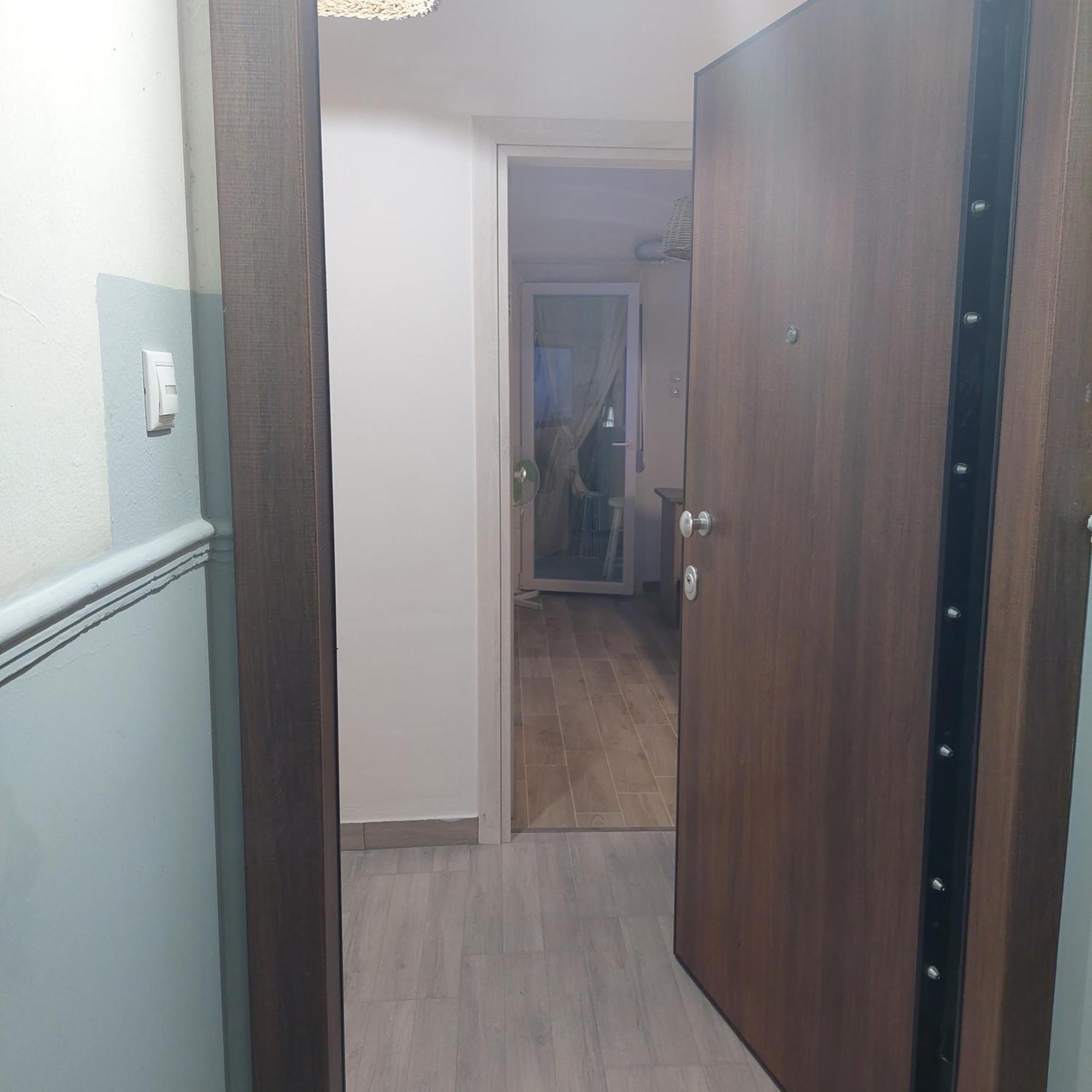 Small Studio Center 2 Thessaloníki Ngoại thất bức ảnh